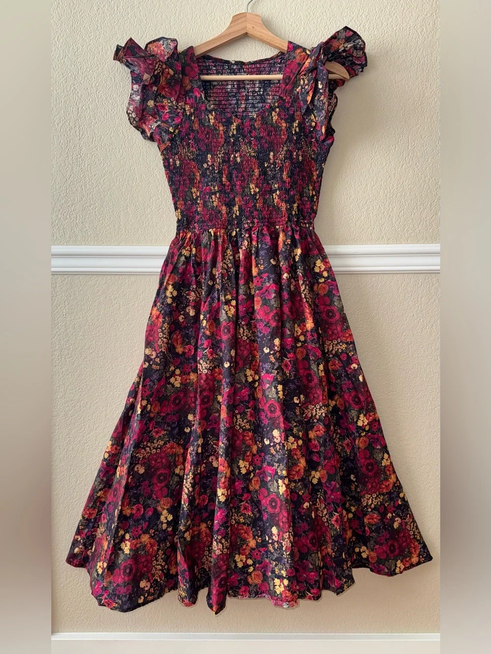 Ivy City Co. 100% Cotton Hattie Dress in Night Garden Floral Smocked Midi Small - Picture 2 of 9